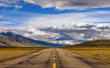 背后的人作文600字8篇