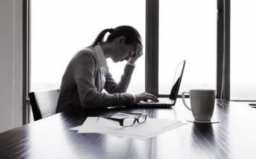 财务月个人工作总结推荐7篇