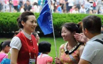 导游的自我鉴定模板6篇