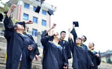 大学班长周总结报告5篇
