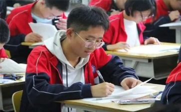 考后读后感300字优秀8篇