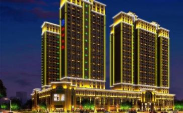 小班安全《上下楼梯》教案8篇