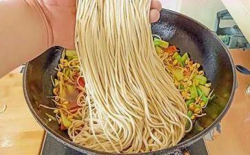 大班音乐《面条舞》教案5篇