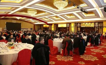 精彩年会演讲稿5篇