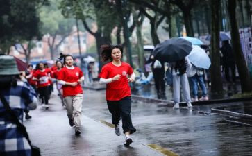 奔跑的女孩读后感8篇