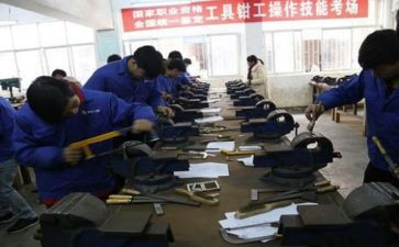 大学生钳工实习心得7篇