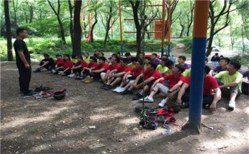 幼儿园户外拓展活动方案8篇