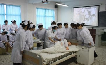 卫校学生会演讲稿5篇