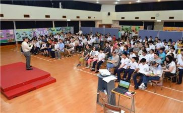 英语学校活动方案8篇