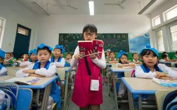 小学英语老师月工作总结8篇