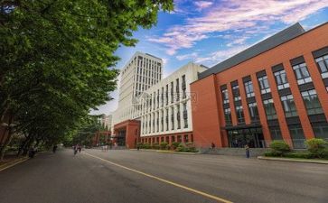 学校毕业自我鉴定精选7篇