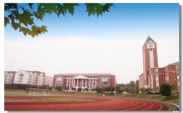 学校的自我鉴定模板6篇