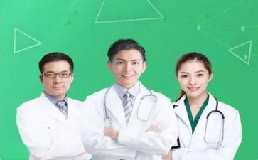 医学生自我介绍模板5篇