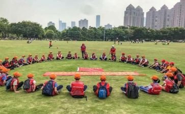 平安校园行作文优秀8篇