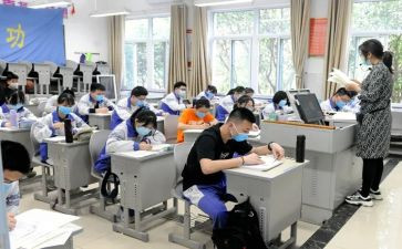 大学生学生在校个人总结6篇