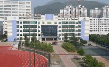 中专自我鉴定通用5篇